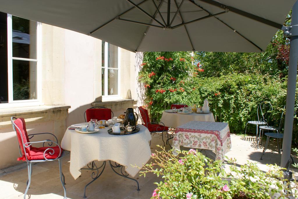 Chateau De Grenier Bed and Breakfast Saint-Léger Habitación foto